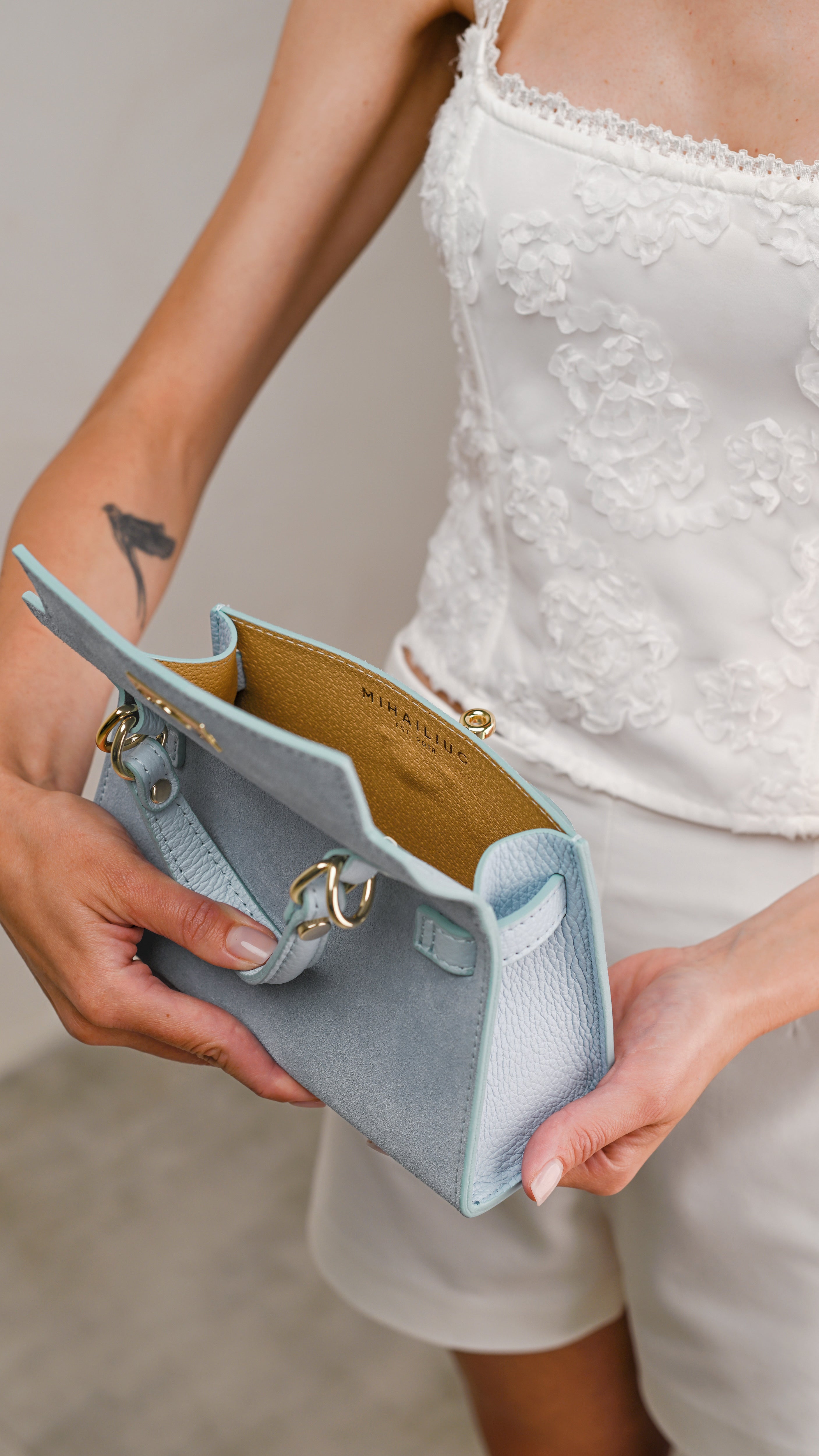 LINA MINI VELUR BABY BLUE