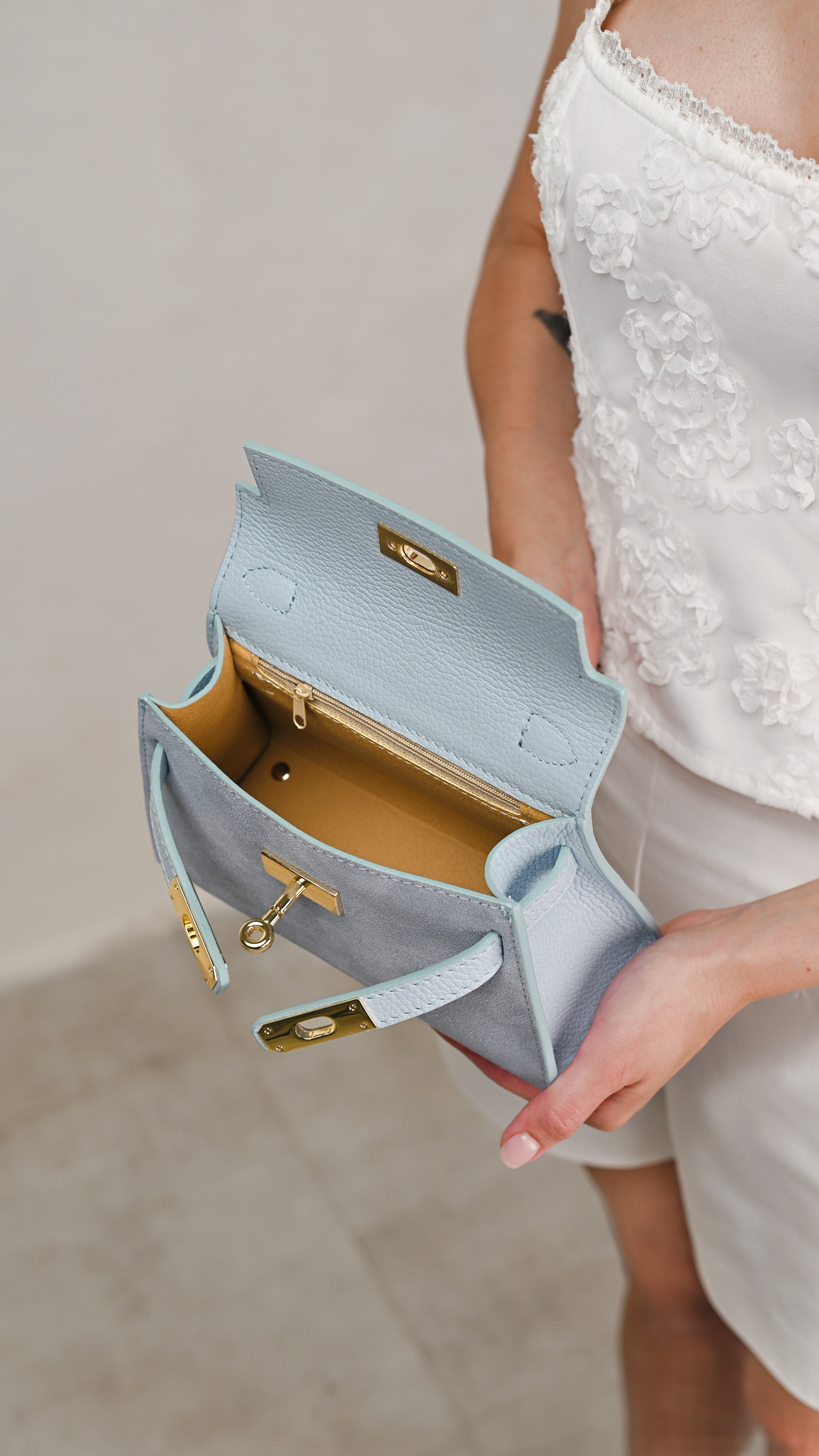 LINA MINI VELUR BABY BLUE